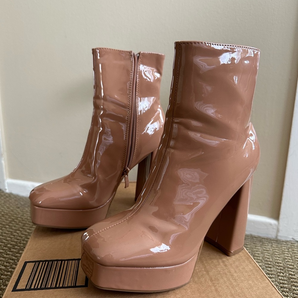 Tan pleather vinyl platform boots - shein brand